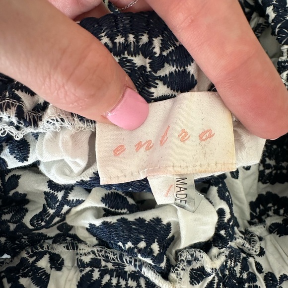 Entro Embroidered Off-Shoulder Top - Picture 3 of 4